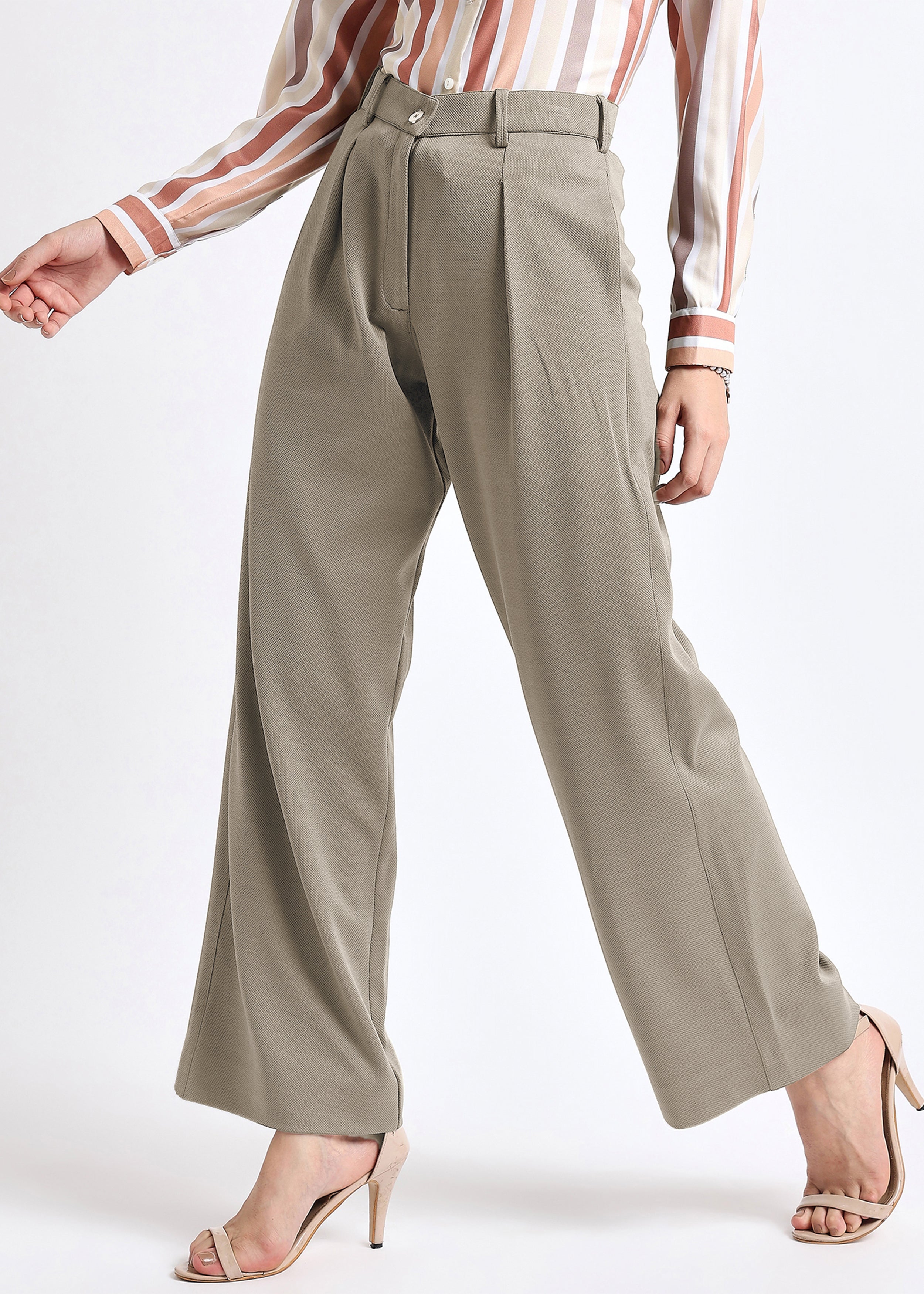 All Yours Off White Solid Front Pleated Trouser Sitting_2